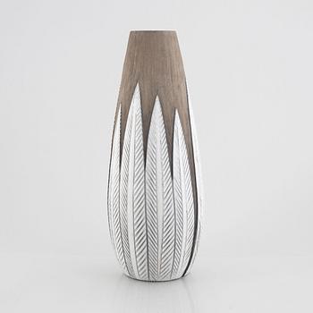 Anna-Lisa Thomson, a large 'Paprika' vase, Upsala-Ekeby.