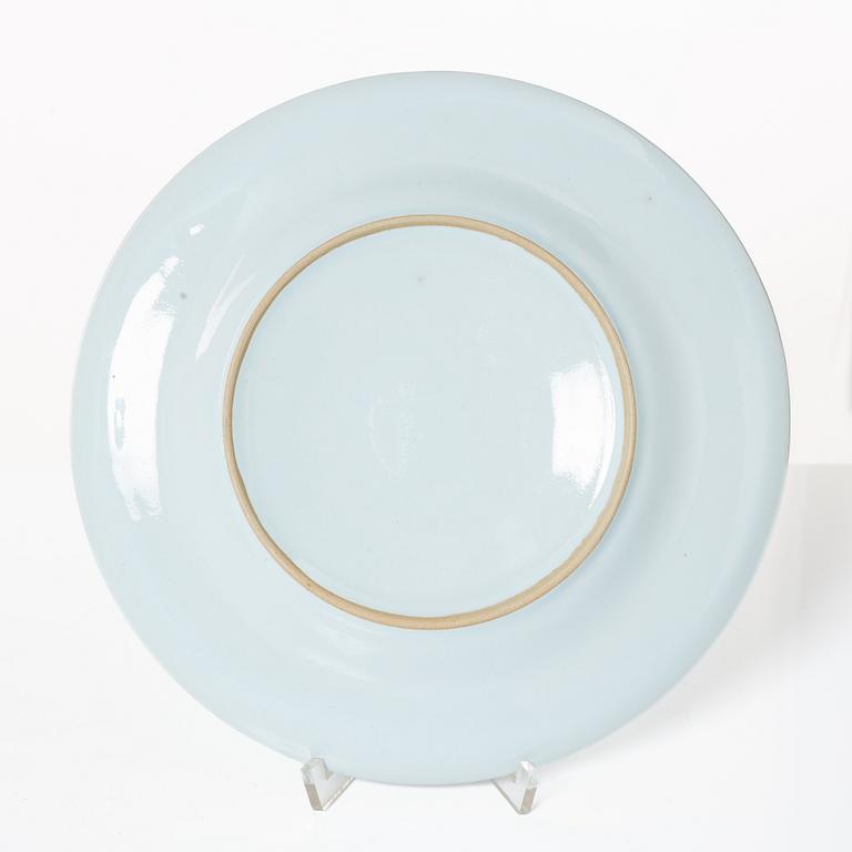 Kennet Williamsson, a set of eight ceramic pieces, signed.