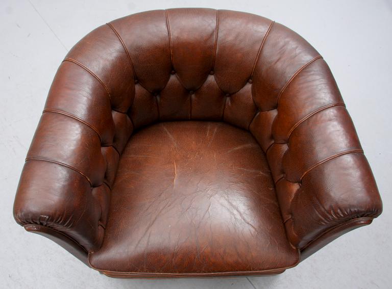 FÅTÖLJ, Chesterfieldmodell, 1900-tal.