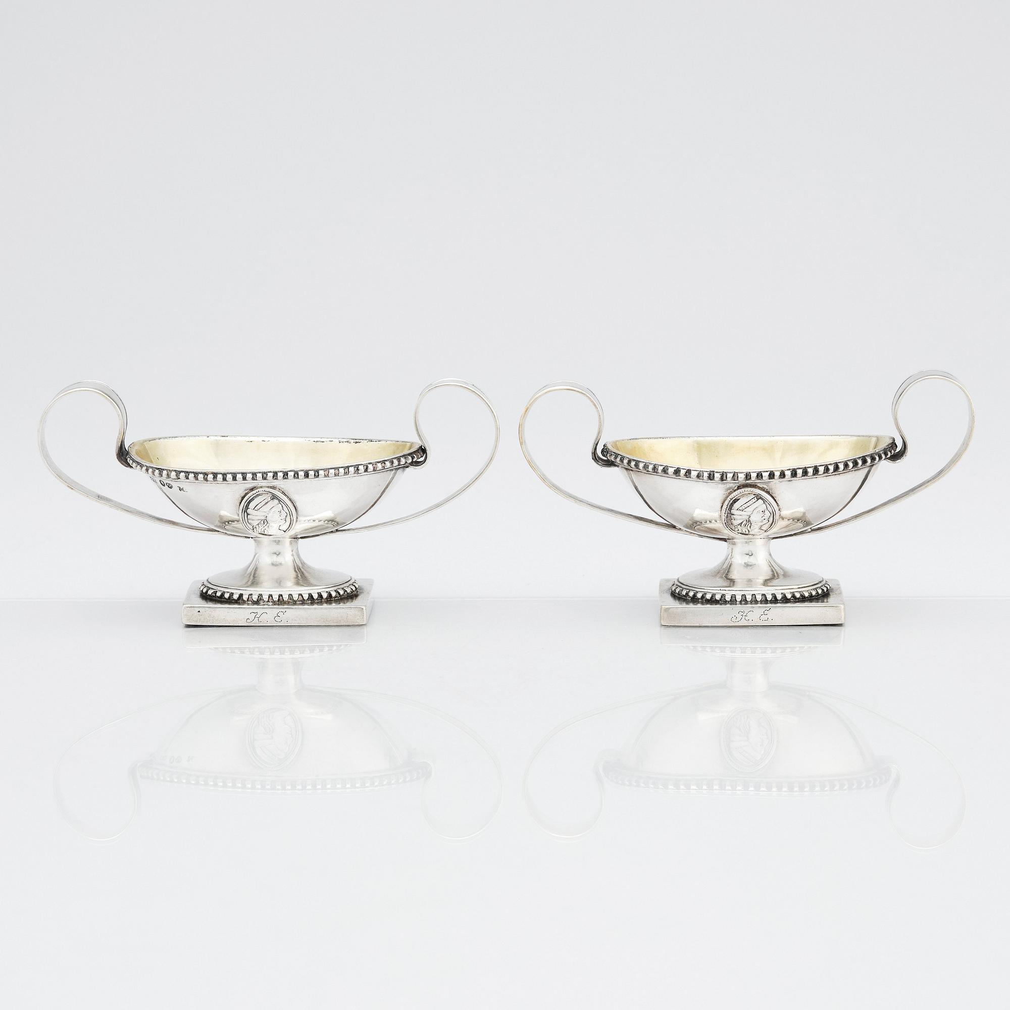 Simson Ryberg, saltkar, ett par, delvis förgyllt silver, Stockholm 1794.
