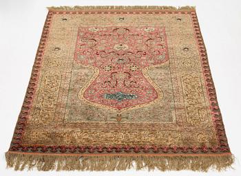 Matta, antik silke Kum Kapi med metallbroschering, Istanbul omkring 1910, "Sultan's Head Prayer" design.