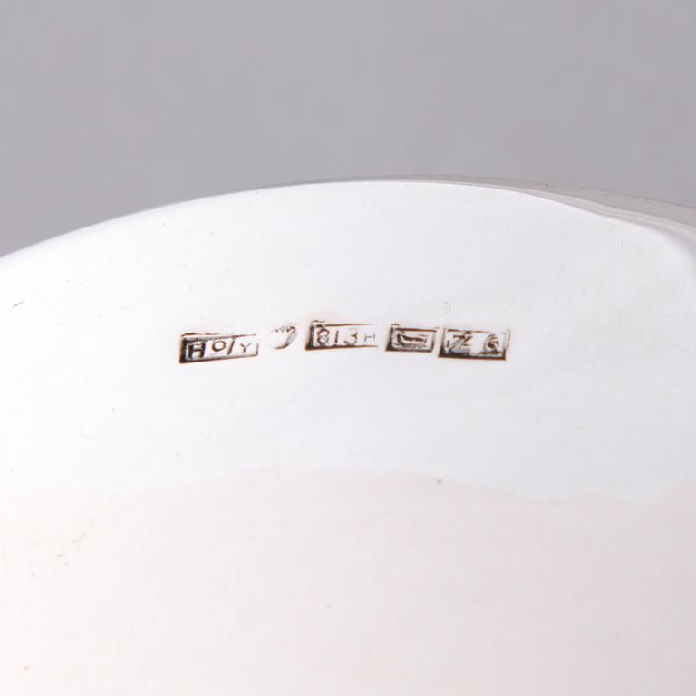 TAPIO WIRKKALA, kynttilänjalkapari, hopeaa, Hopeatehdas Oy, Helsinki 1953.