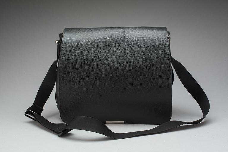 VÄSKA, Louis Vuitton.