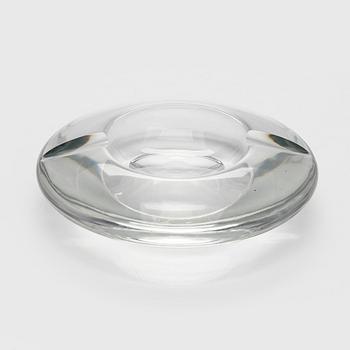 Aimo Okkolin, an ashtray, "Flying saucer" signed Riihimäen Lasi Oy A. Okkolin.