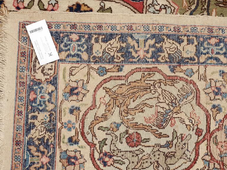 SEMI-ANTIQUE/OLD TABRIZ FIGURAL.