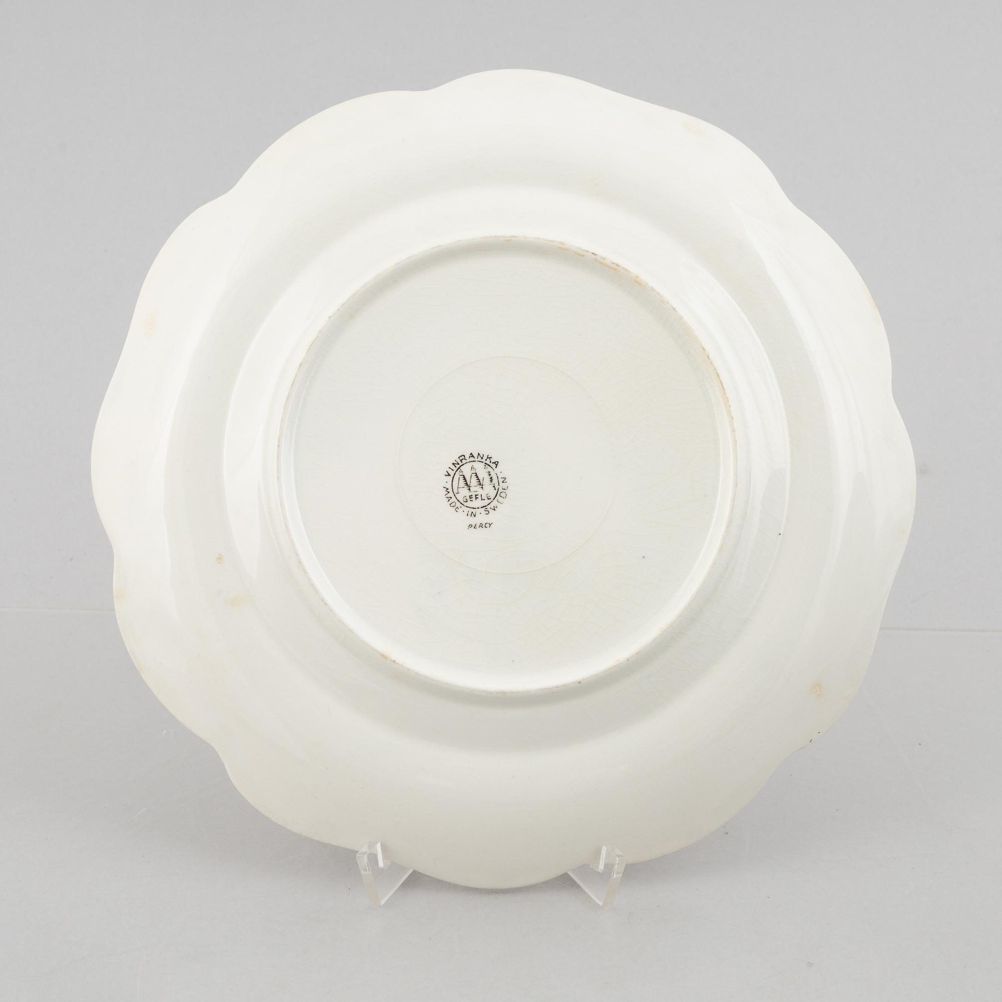 Arthur Percy, 57 pieces of a "Vinranka" creamware service, Gefle, Sweden, first half of the 20th century.