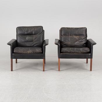 A Hans Olsen mid 20th century Danish Modern sofa, pair of lounge chairs and coffee table for CS-Möbler, Denmark.