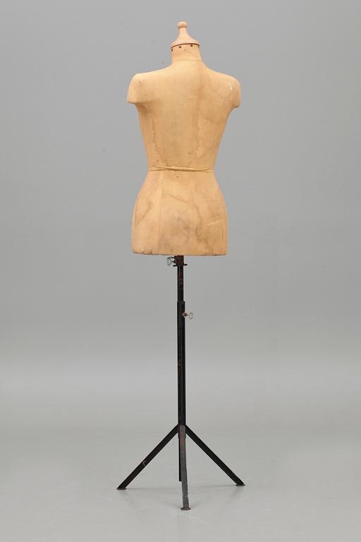 PROVDOCKA, 1900-talets mitt.