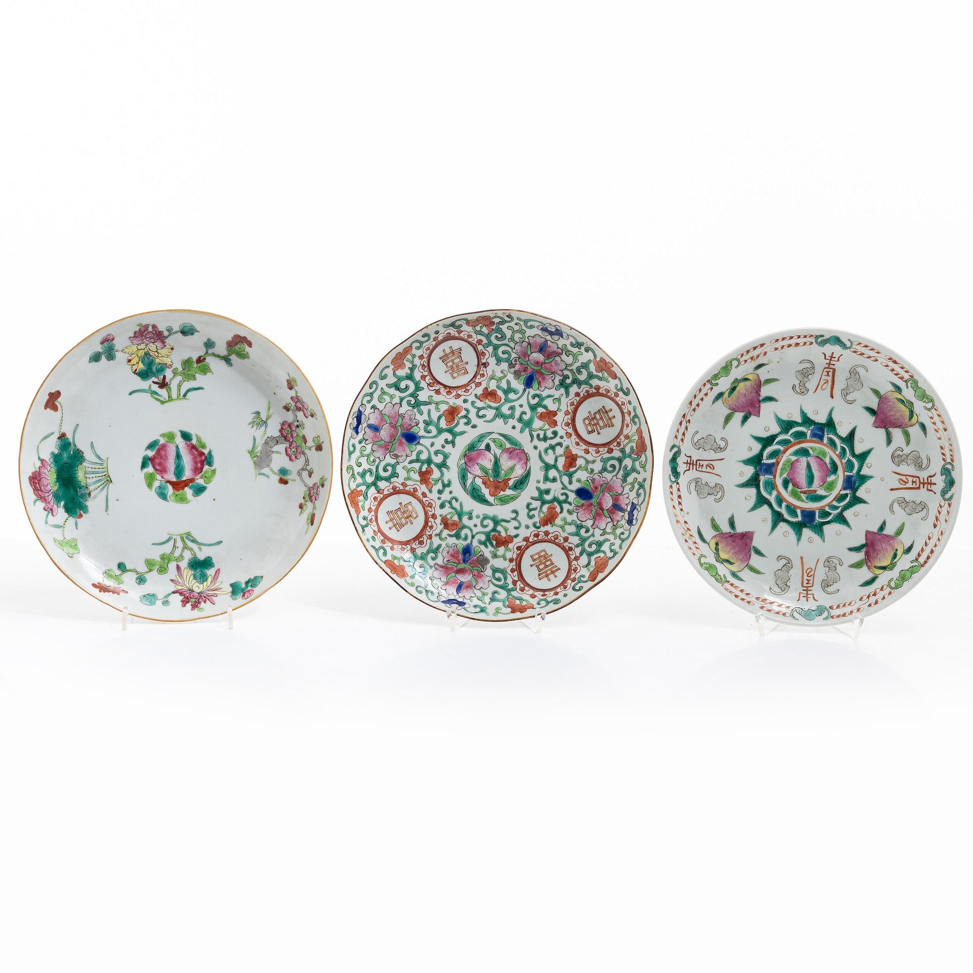 A set of five Chinese dishes, late Qing dynasty.