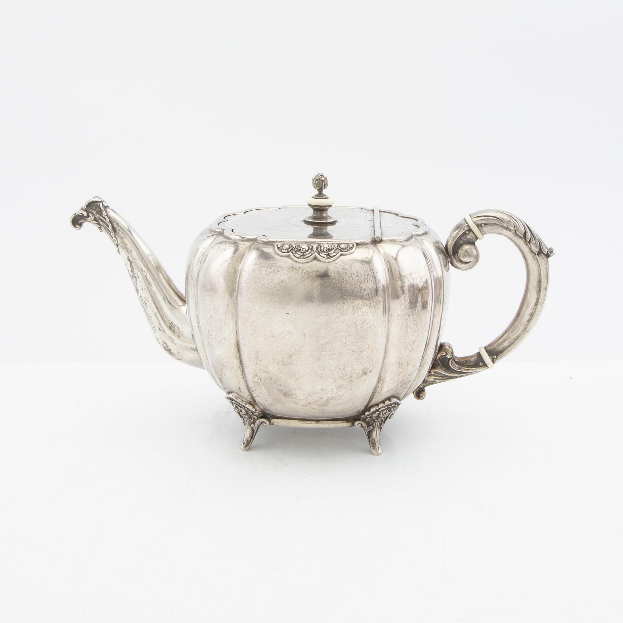 Tea service 3 dl silver Hungary early 20th century.