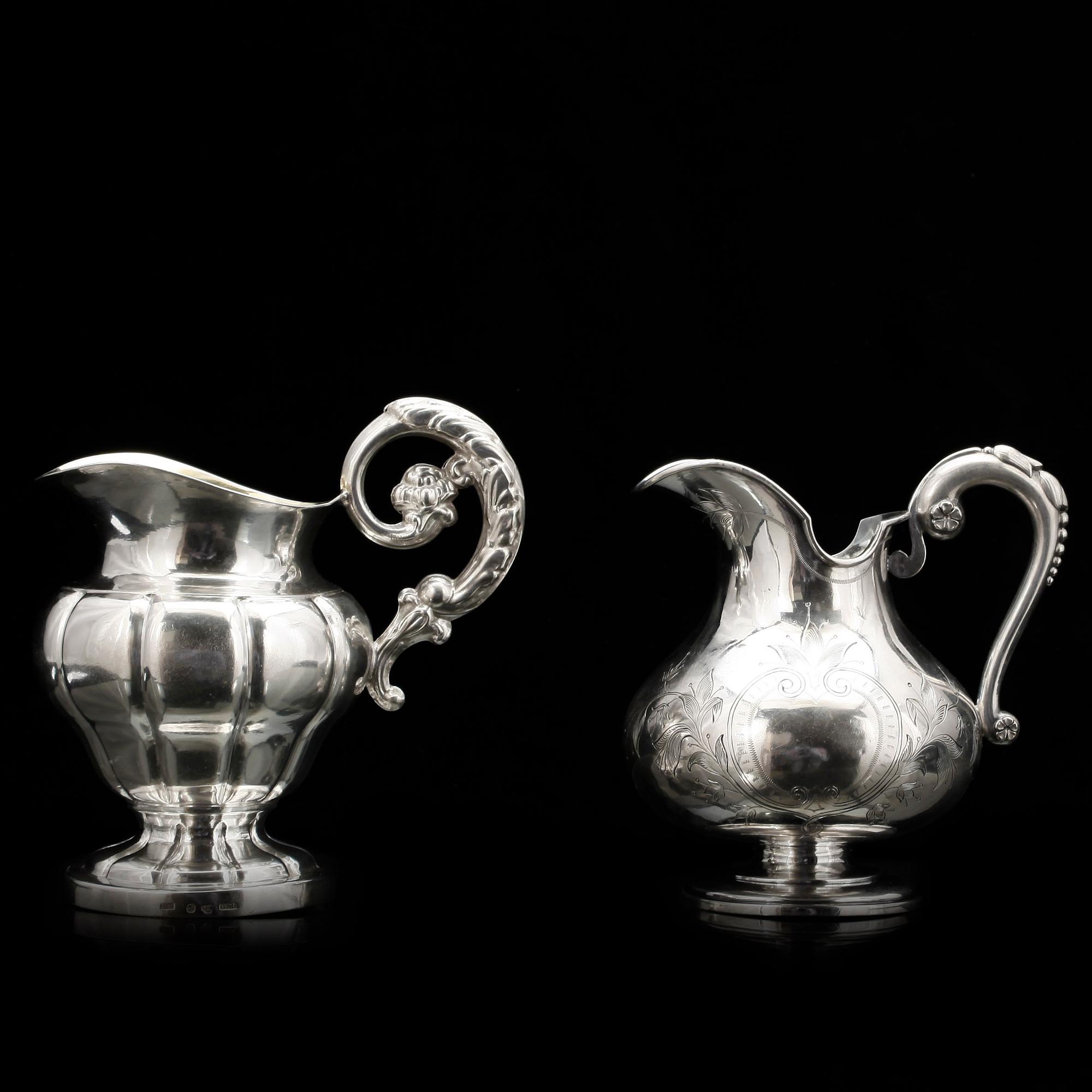 GRÄDDKANNOR, 2st, silver, Gustaf Möllenborg, Stockholm varav en 1840. Vikt ca274g.