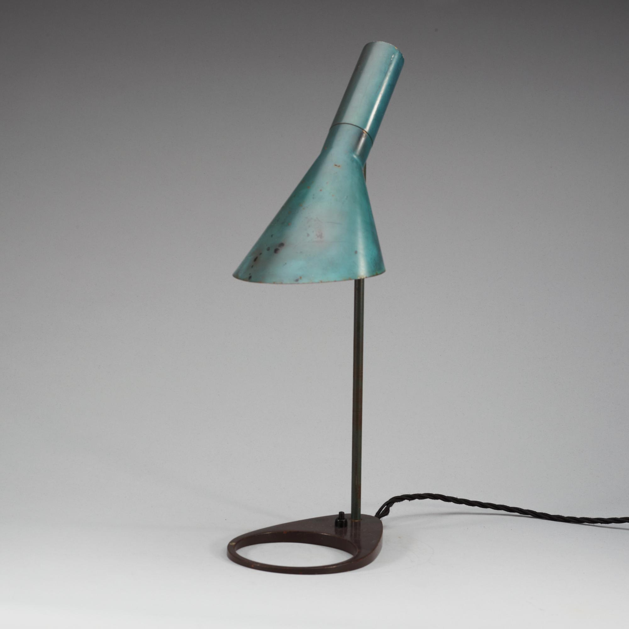 ARNE JACOBSEN, bordsarmatur "AJ", Louis Poulsen, Danmark, 1960-tal.