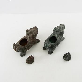 Incense burners 2 pcs in the form of Foo dogs China 20th century bronze.