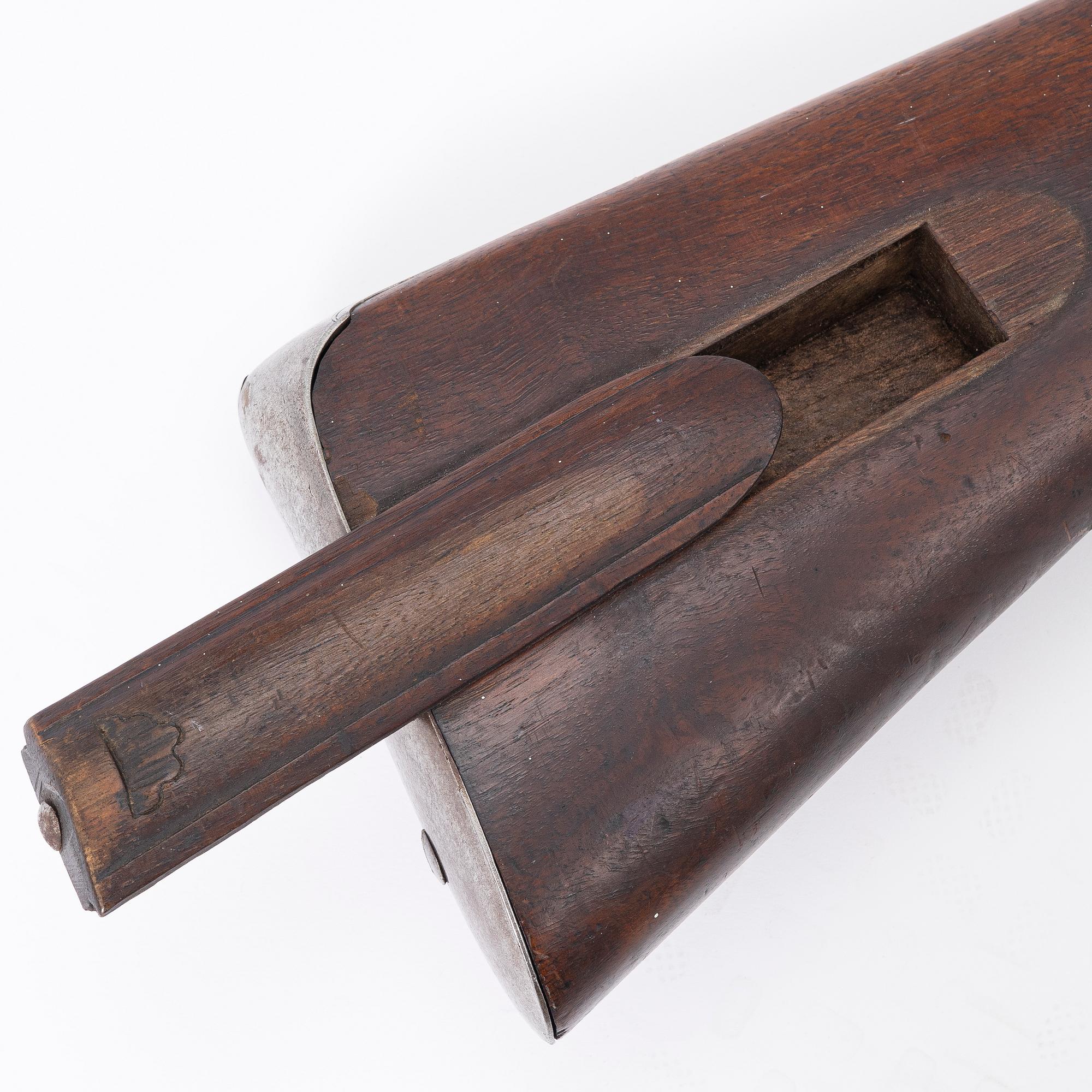 Percussion-lock rifle, converted from flintlock, signed Reichardt Stockholm (Johan R. 1730–1806, master in Stockholm 1767).