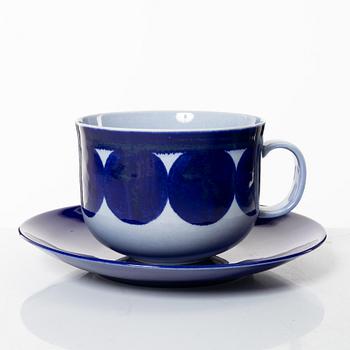 Lisa Larson, tekoppar, 5 st och assietter, 6 st, "Matilda", K-Studion, Gustavsberg 1996.