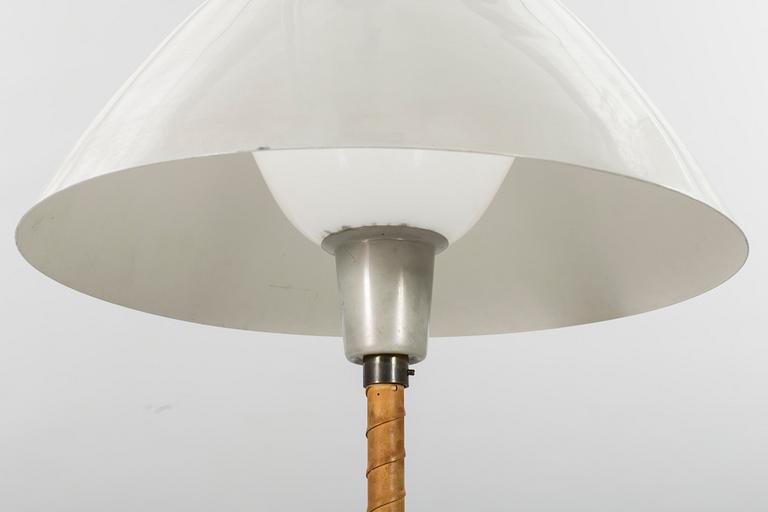 LISA JOHANSSON-PAPE, golvlampa, "Senator", Orno. Modellen formgiven 1947.
