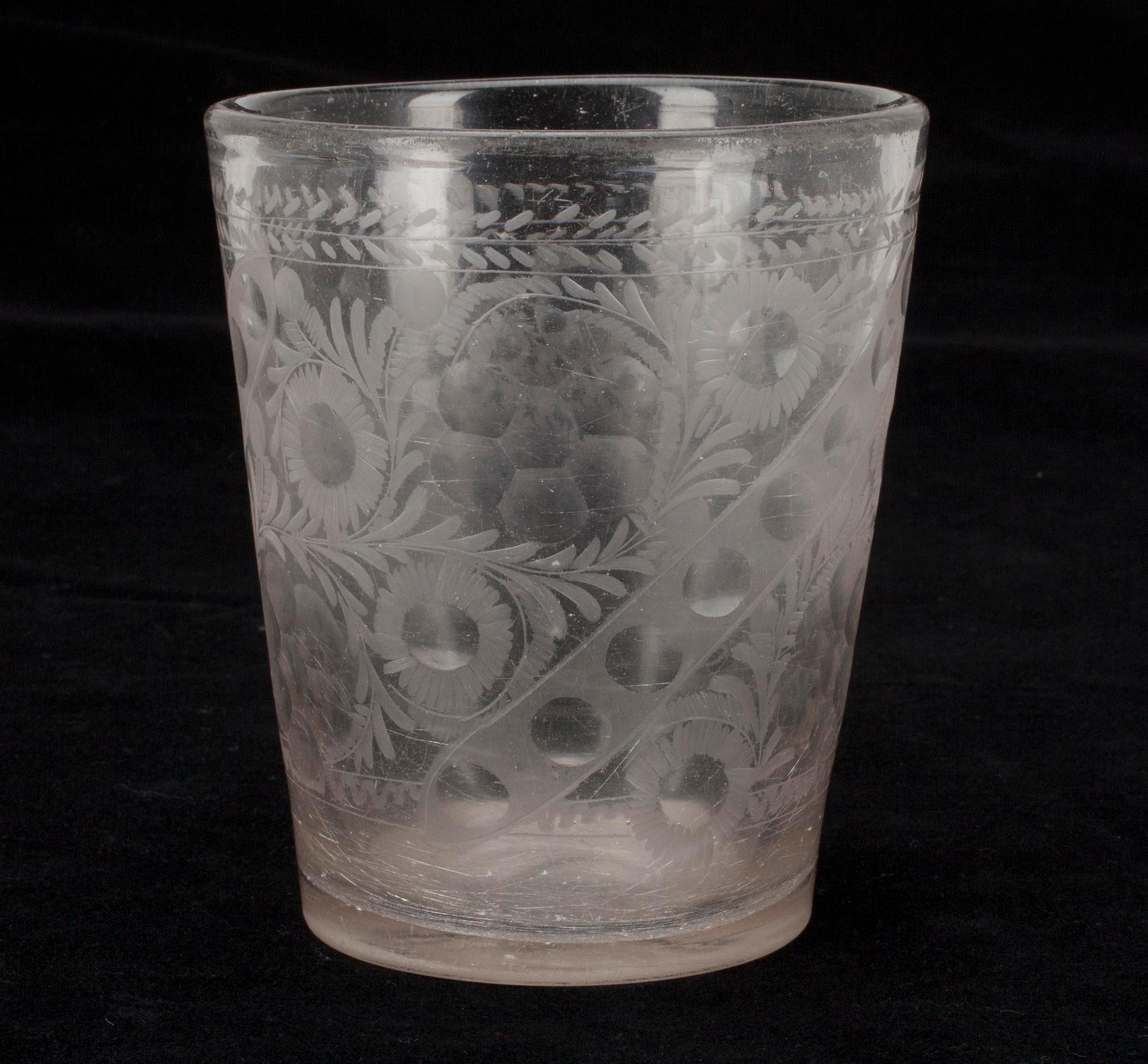 BÄGARE, glas, barock, 1700-tal.