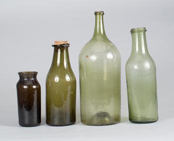 PARTI GLASFLASKOR, 4 st, 1800-1900-tal.