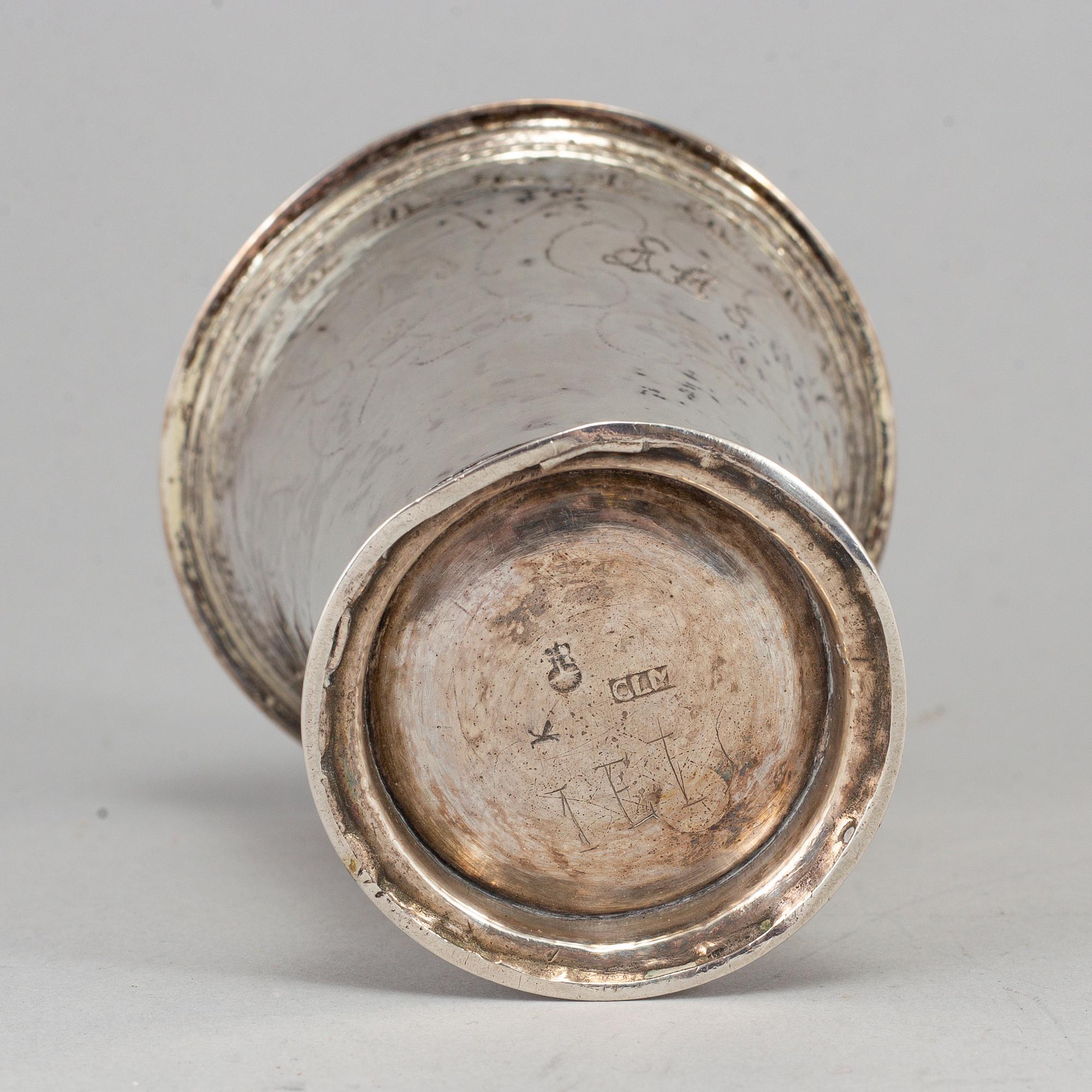 A Swedish 18th century silver beaker, mark of Carl Lemon, Uppsala 1740.