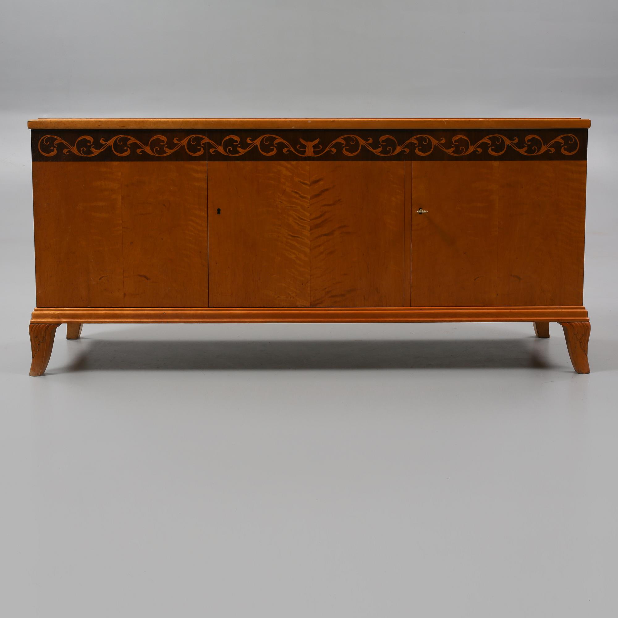 SIDEBOARD, 1900-talets andra kvartal.