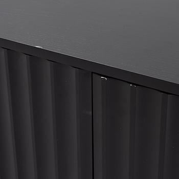 A 'Wave 3D' sideboard from Decotique.