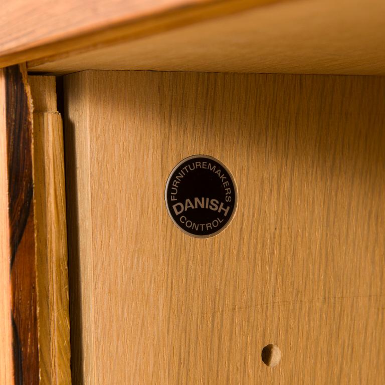 Hans J. Wegner, sideboard "President", modell RY-25, RY Möbler, Danmark 1960-tal.