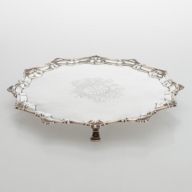 Early George III sterling silver salver, London 1769.