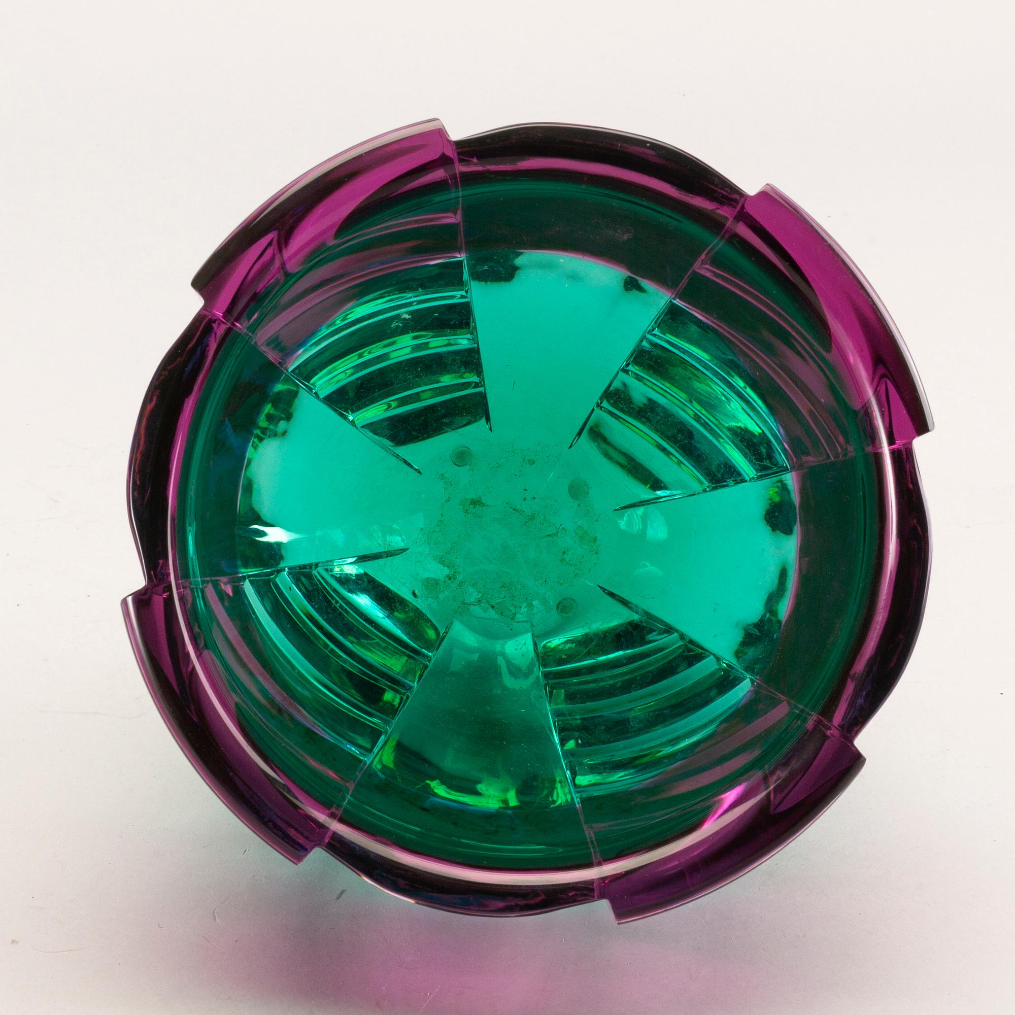 ERIKA LAGERBIELKE, vase in glass, 91. Signed.