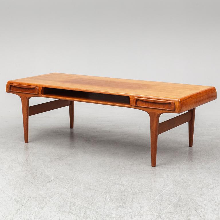 JOHANNES ANDERSEN, soffbord, Trensum, 1960-tal.