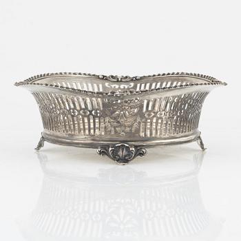 Gallerskål, silver, svensk importstämpel.