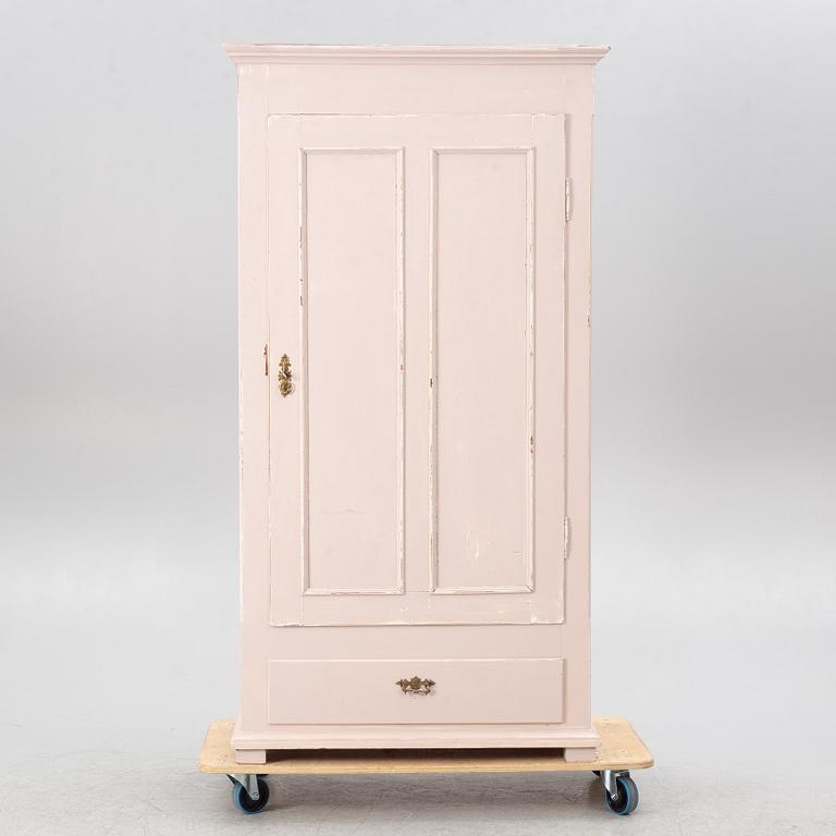 Skåp, 1800-talets slut.