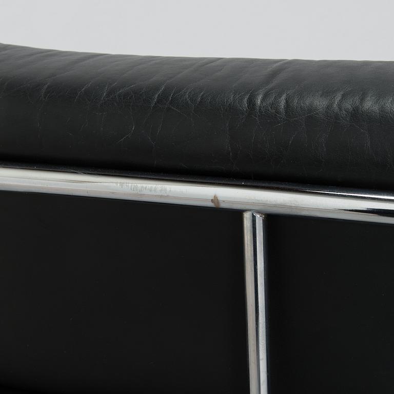 Yrjö Kukkapuro, a 1980's 'Experiment sofa' for Avarte.