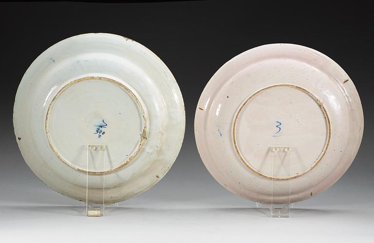 FAT, två stycken, fajans. Delft, 1700-tal.