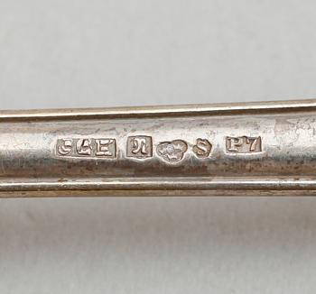 SKEDAR, 7 st (5+2), silver, svenska stämplar, 1900-talets mitt. Vikt ca 363 g.