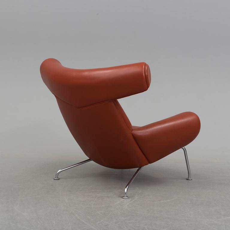 HANS J WEGNER, fåtölj med fotpall, "Ox-Chair", Erik Jörgensen, Danmark.