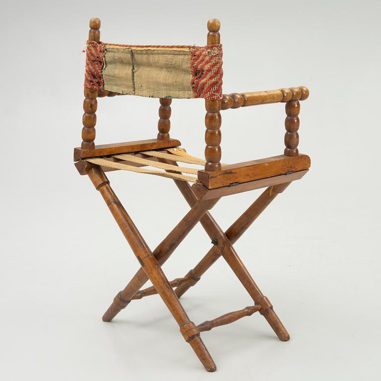 A sofa and four foldable armchairs, first half of the 19th century.