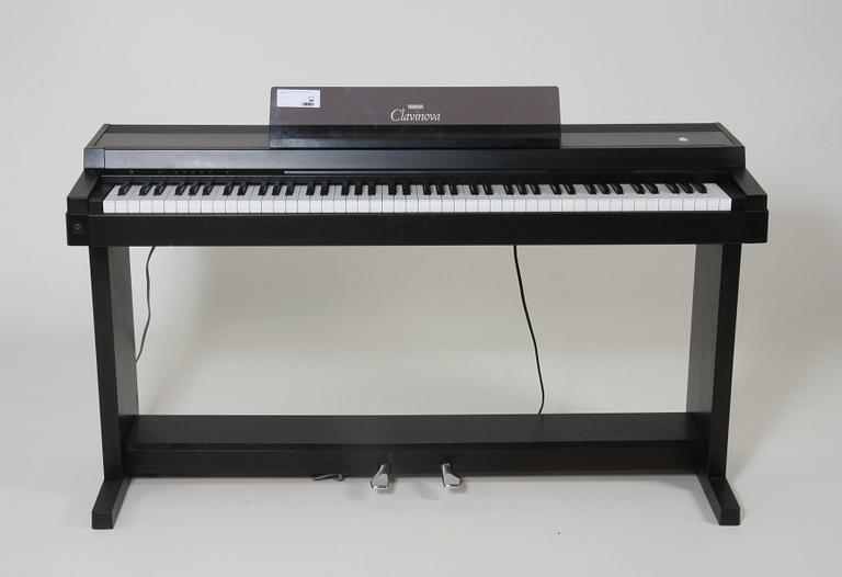 ELPIANO, Yamaha Clavinova CLP 300.