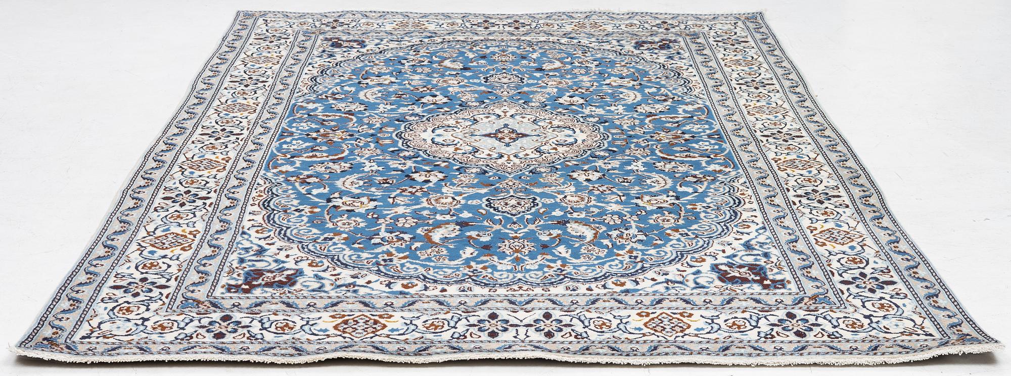 Matta, Nain, ca 300 x 192 cm.