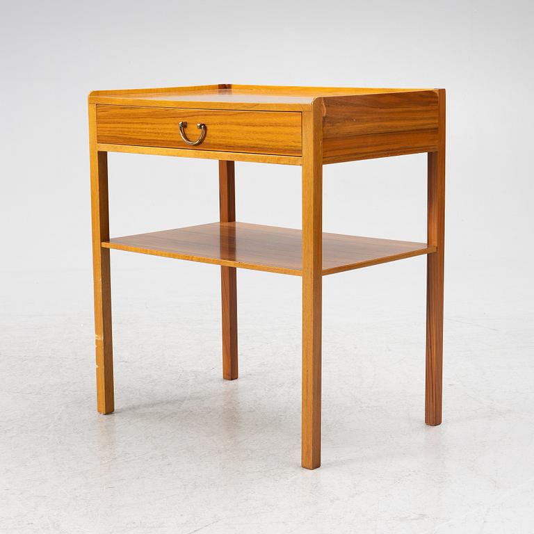 Josef Frank, sidobord, Firma Svenskt Tenn.