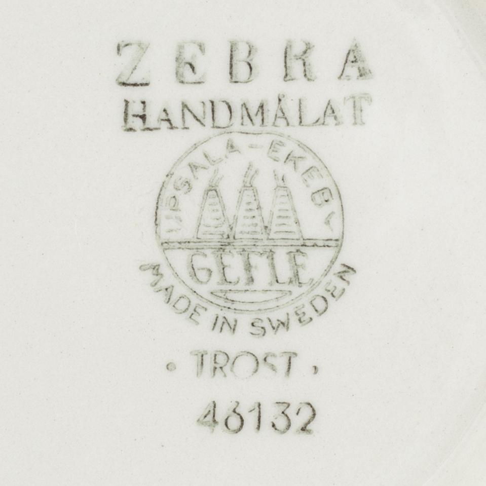 Eugen Trost, kaffekoppar med fat, 7 st, flintgods, "Zebra", Gefle.