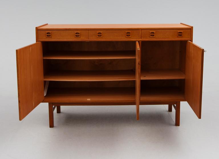 SIDEBOARD, 1900-talets andra hälft.