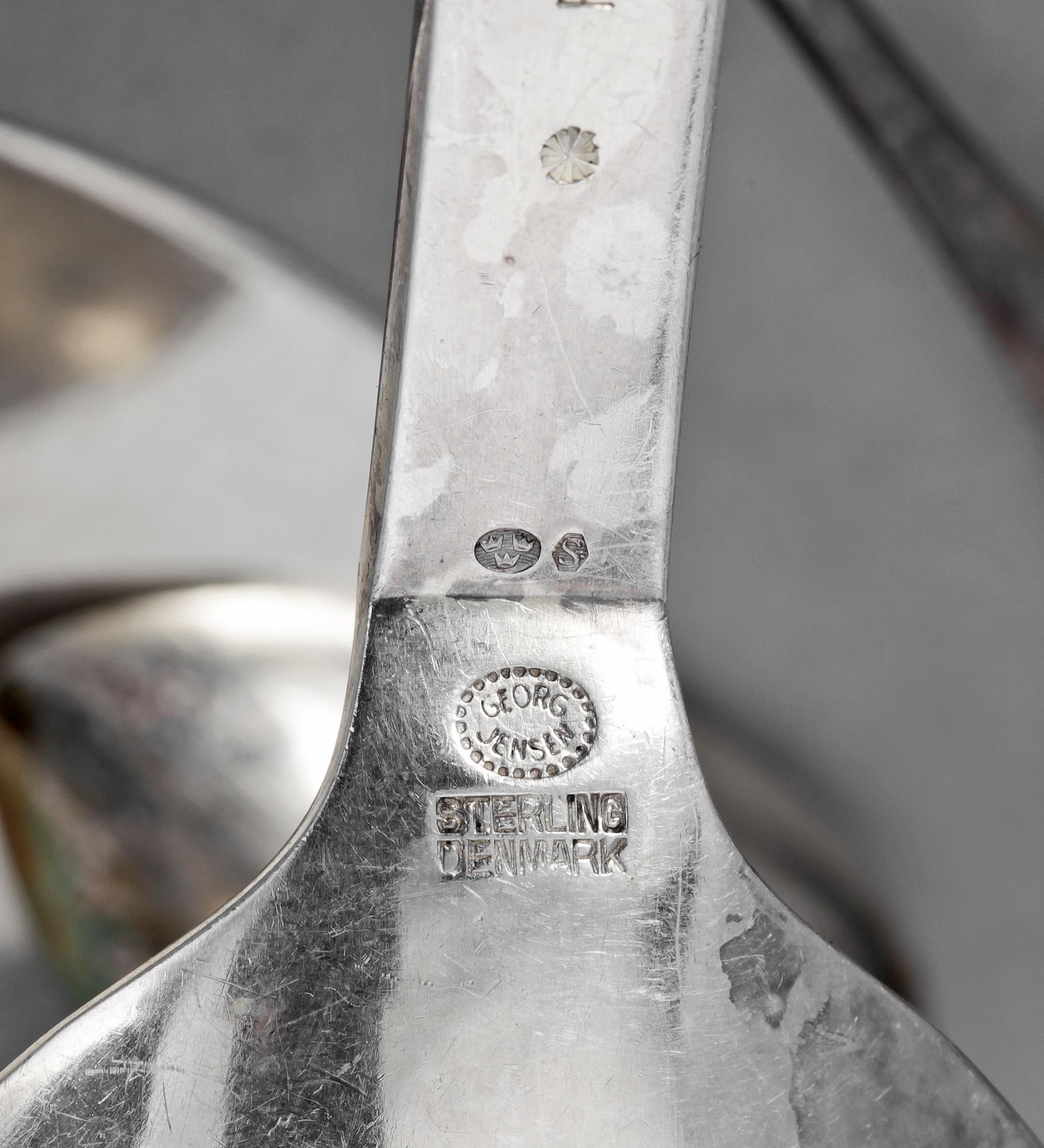 PARTI SILVER, ca 20 delar, mestadels 1900-tal. Bl a Georg Jensen, Danmark. Tot ca 450 g.