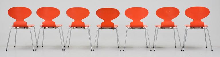 STOLAR, 7 st, "Myran", Arne Jacobsen för Fritz Hansen, 1985.