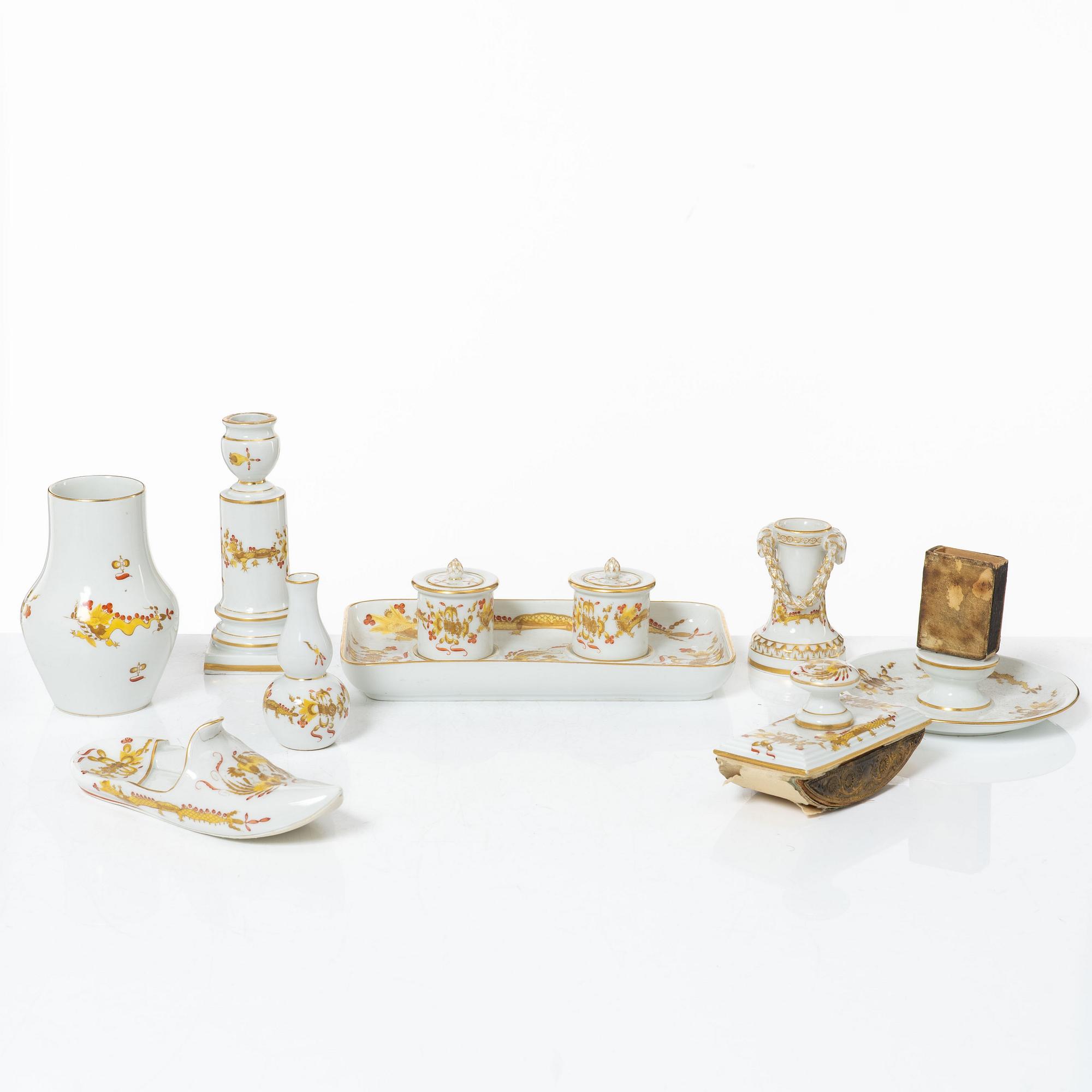 Meissen, servisdelar, 7 st, porslin, "Yellow court dragon", Tyskland.