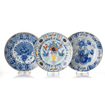 A group of three faiance dishes, probably Delft, 19th century.