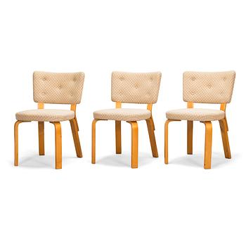 Alvar Aalto, three mid-20th century '62' chairs for O.Y. Huonekalu- ja Rakennustyötehdas A.B.