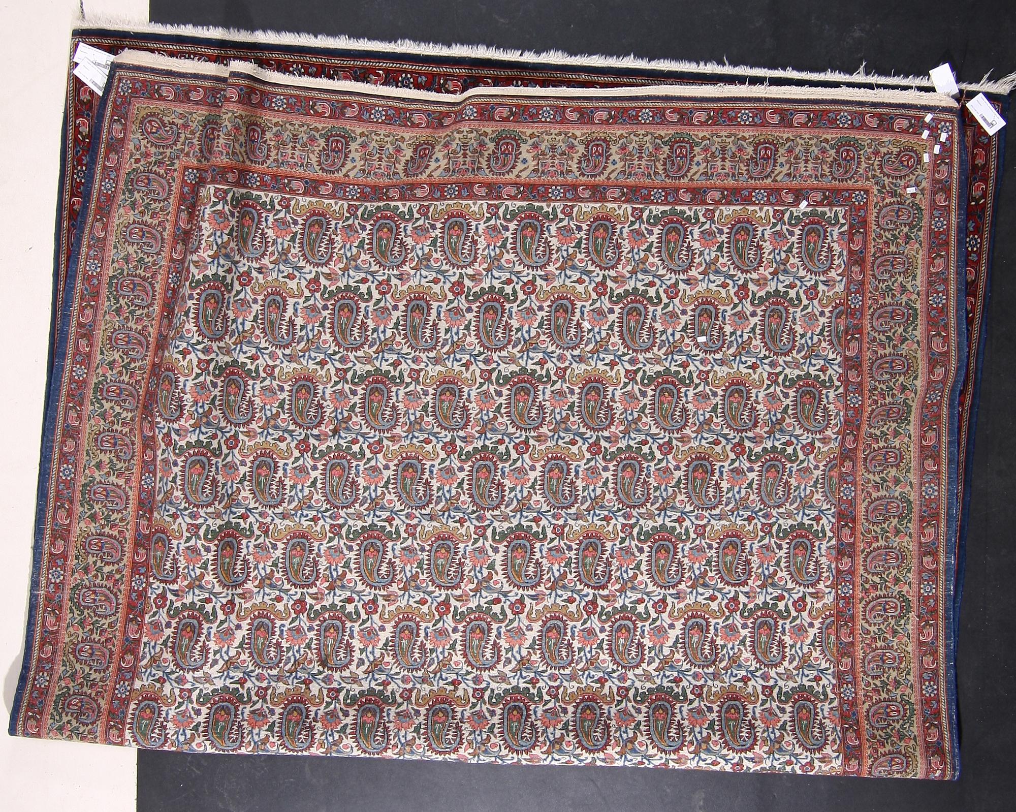 MATTA. Orientalisk ca 320 x 220.