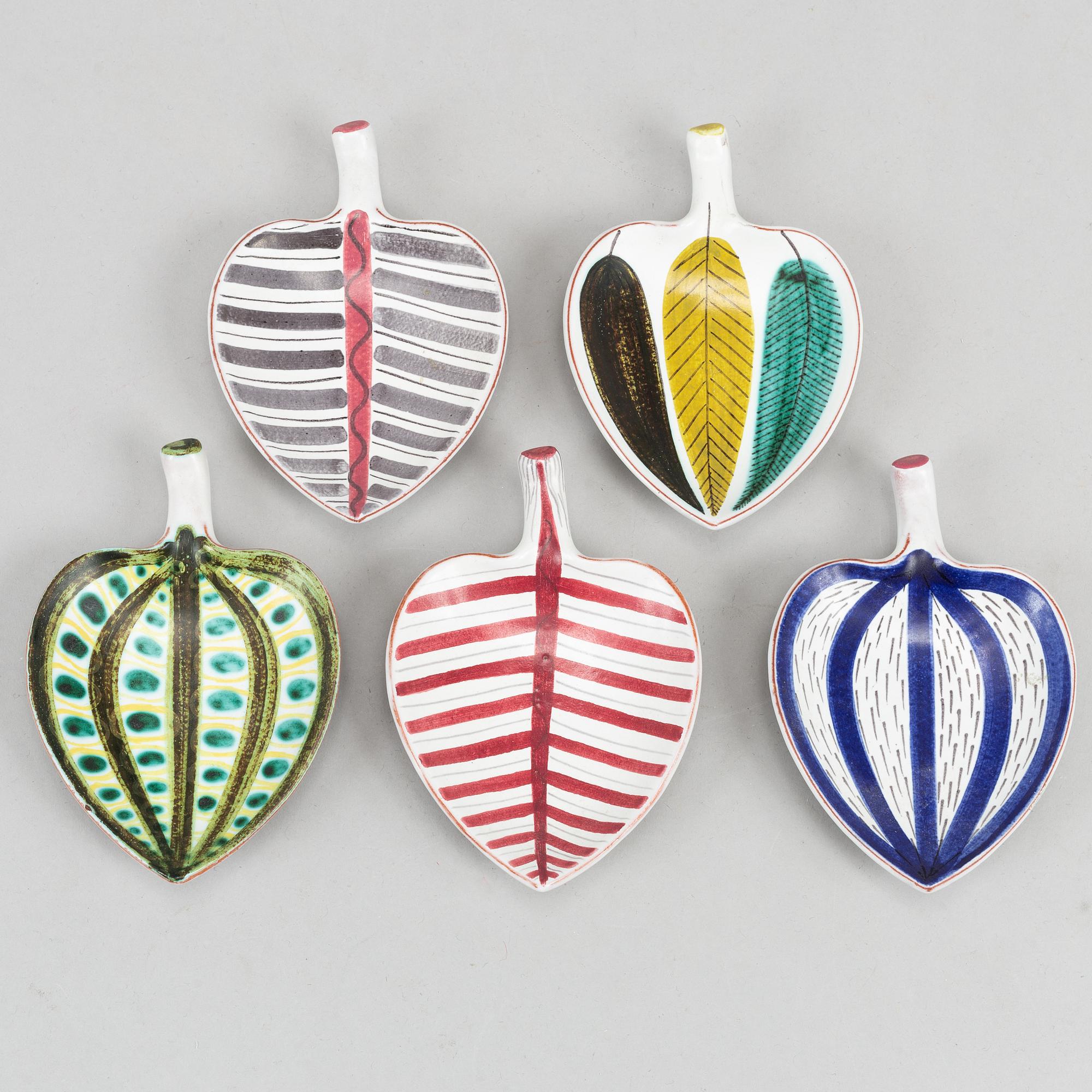 Stig Lindberg, five earthenware dishes, Gustavsberg studio.