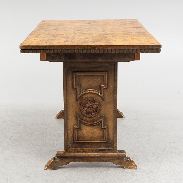 A dining table, Svenska Möbelfabrikerna Bodafors, 1920's/30's.