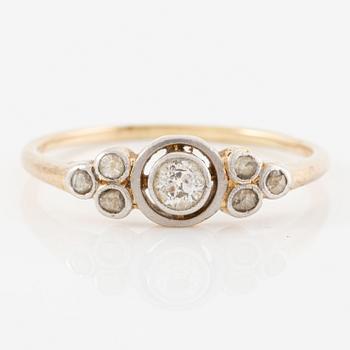 Ring, 14K gold with old-cut and rose-cut diamonds.